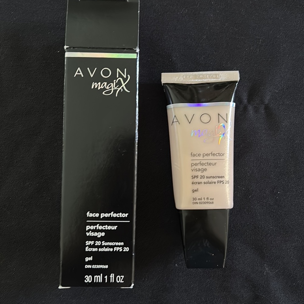 NIB BRAND NEW NEVER USED AVON magiX face protector SPF 20 Sunscreen